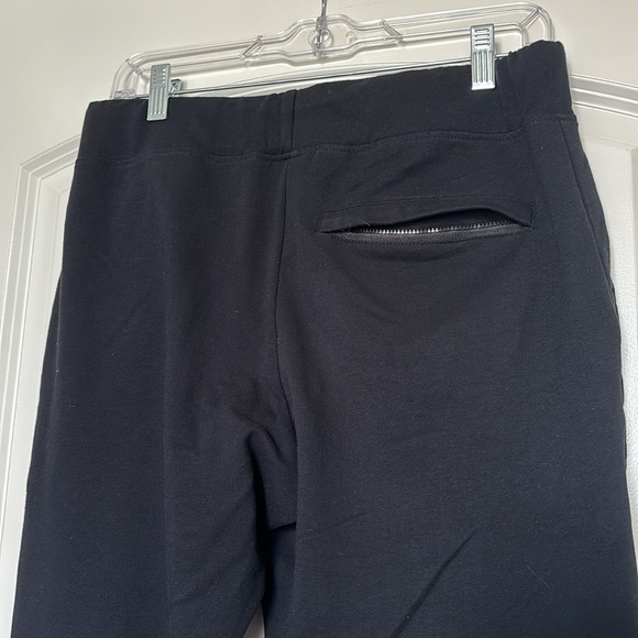Men’s Gymshark Draw String Joggers - Picture 3 of 4